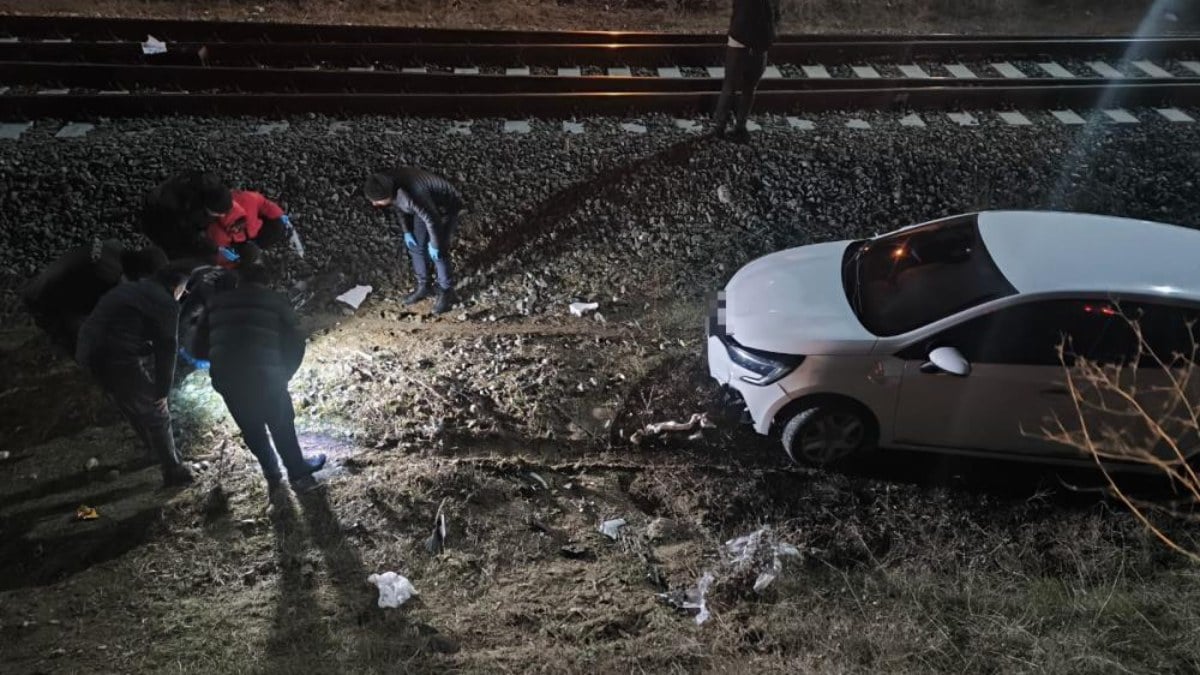 Amasya’da polisten kaçarken demiryoluna uçan otomobildeki 2 kişi gözaltına alındı