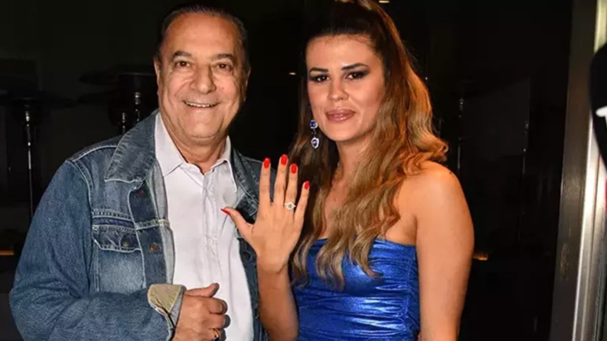 Aralarında 40 yaş vardı! Mehmet Ali Erbil’in sevgilisinden şaşırtan hediye…