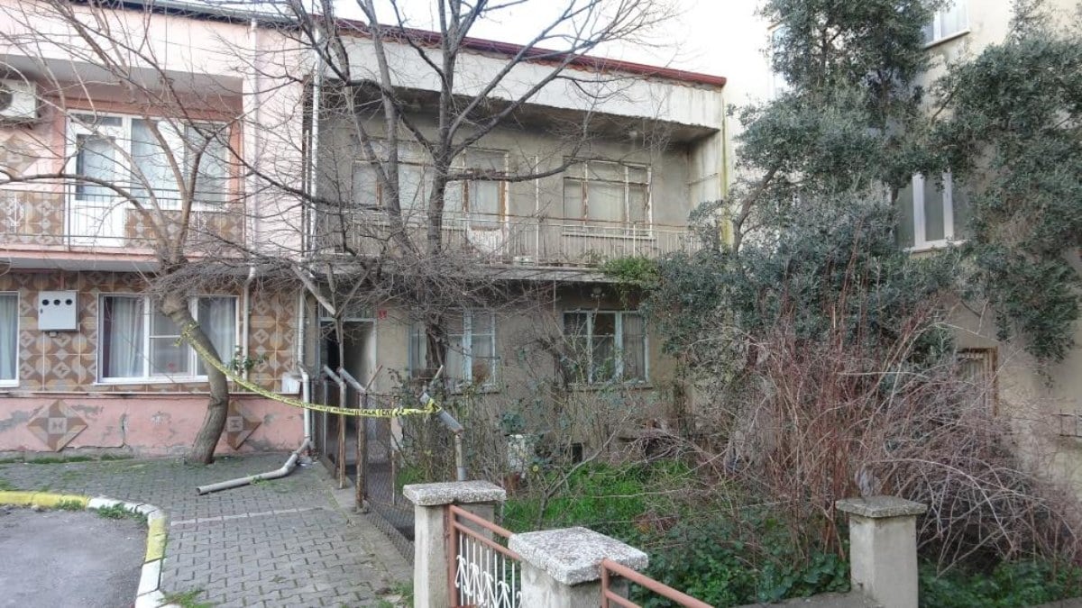 Balıkesir’de anne ve oğlunun cansız bedenleri bulundu