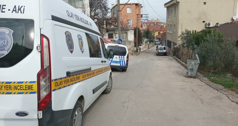 Bursa’da annesine şiddet uygulayan üvey babasını öldürdü