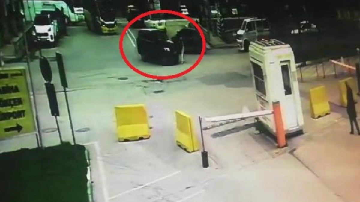 Bursa’da cipin genç kıza çarptığı anlar kameraya yansıdı