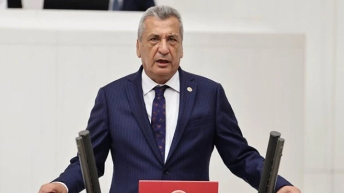 CHP’li vekil Öztürkmen: 3 Mart ‘Laiklik Günü’ olsun