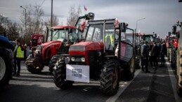 Çiftçi protestoları Avrupa’ya yayıldı: Çekya’da traktörler yollara indi