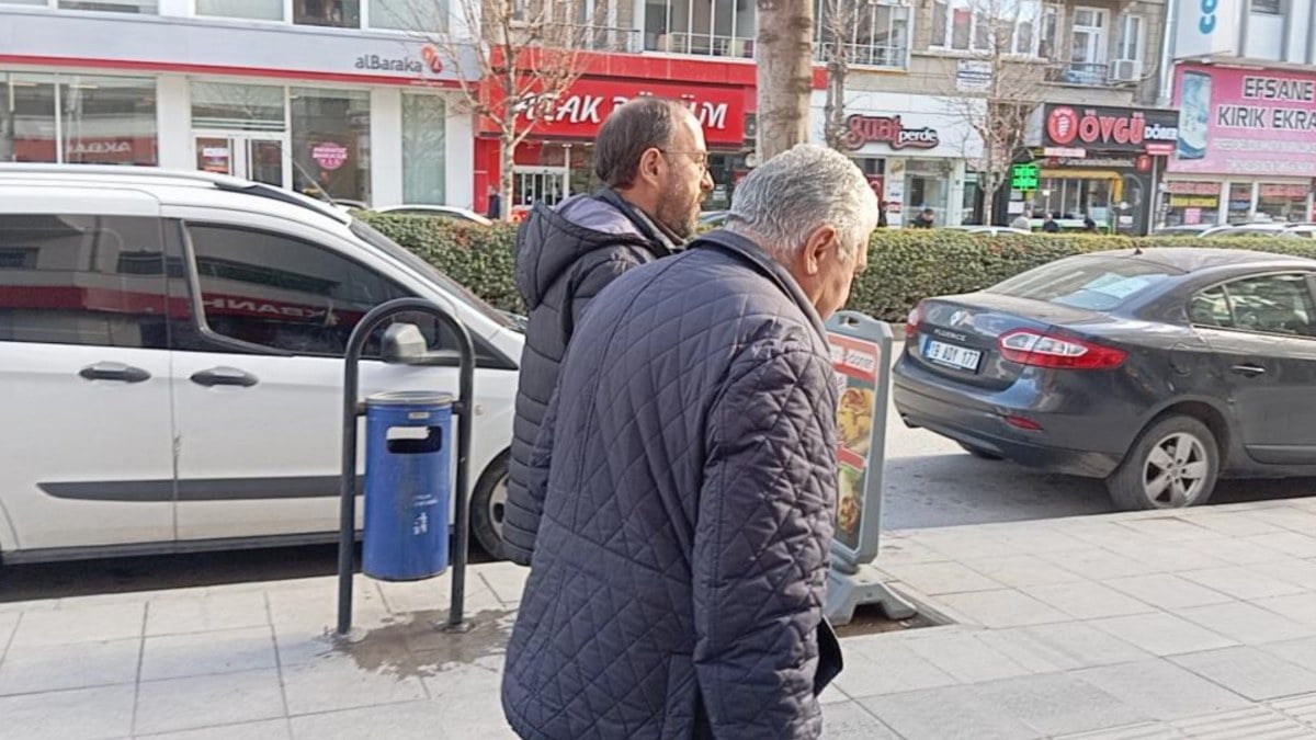 Çorum’da dolandırıcıların hedefi oldu: Polis sayesinde 273 bin lirası cebinde kaldı