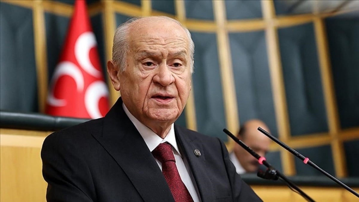 Devlet Bahçeli’den Berat Kandili mesajı