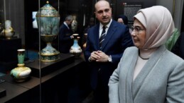 Emine Erdoğan’dan restorasyonu tamamlanan Ankara Palas Müzesi’ne ziyaret