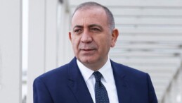 Gürsel Tekin’den zehir zemberek sözler! “CHP’de CHP’li olmak zor hale geldi”