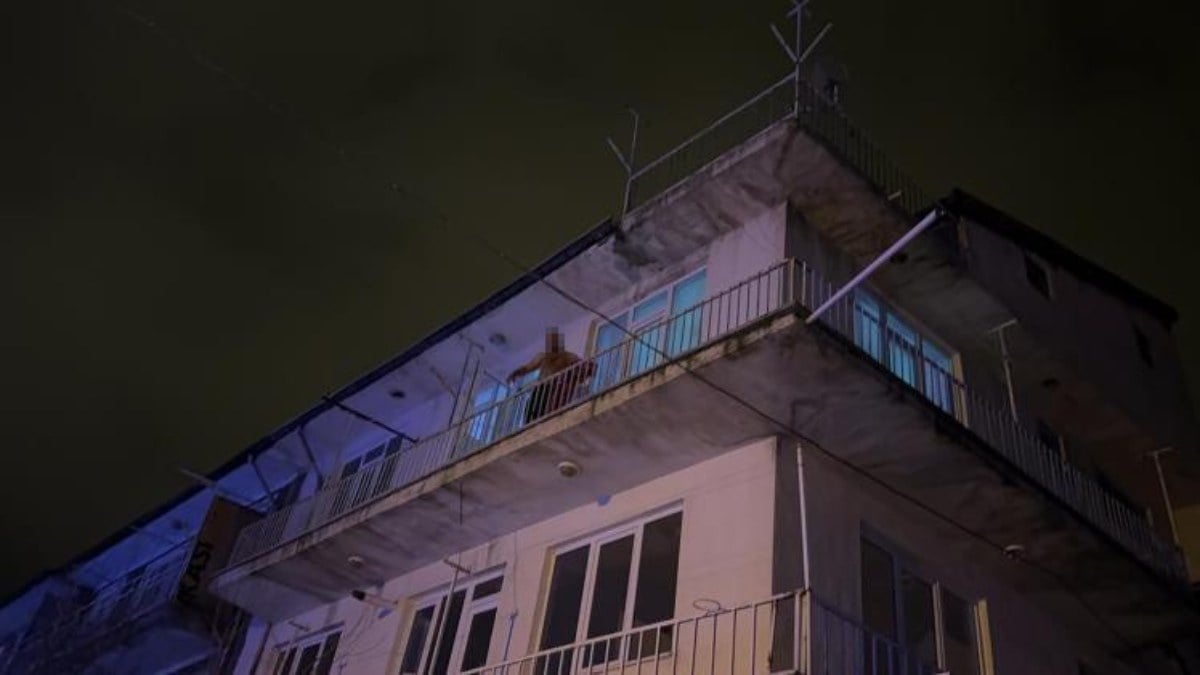 Isparta’da 2 aylık bebeğine zarar vermeye çalışan babayı polis ikna etti