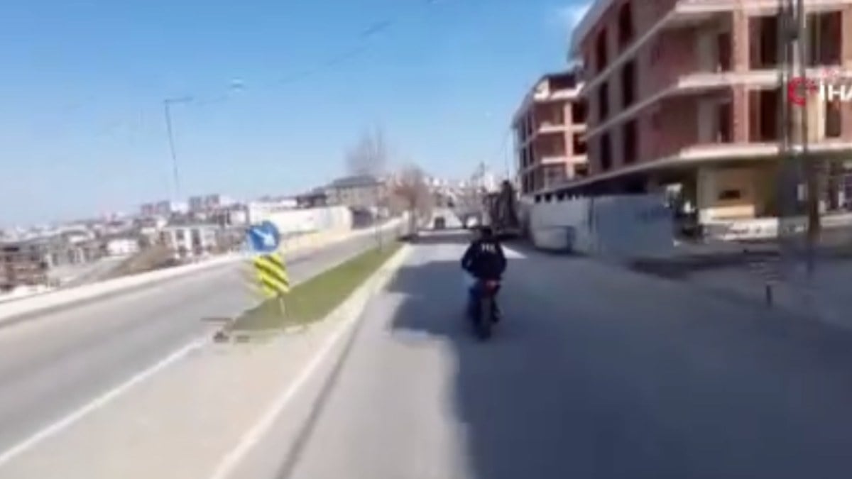 İstanbul’da ehliyetsiz motosiklet sürücüsüne 42 bin 534 TL ceza
