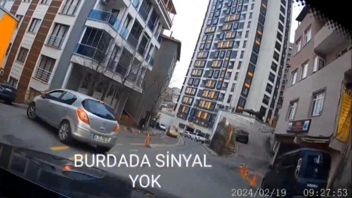 İstanbul’da eşini selektörle uyaran sürücüyü tehdit etti