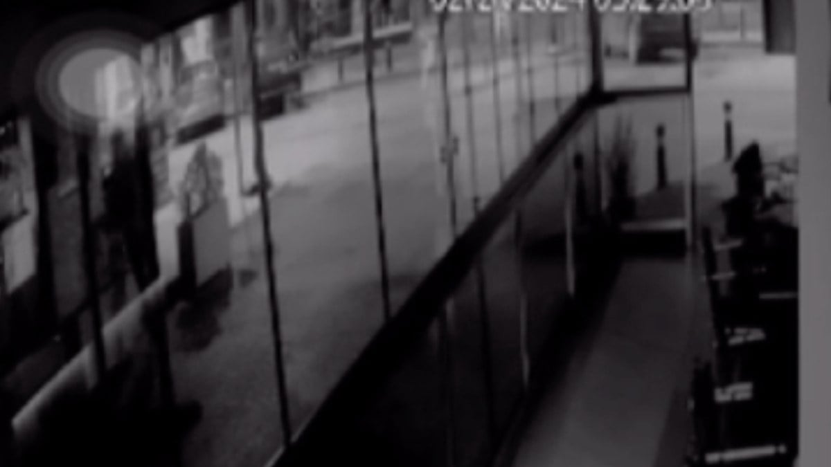 İstanbul’da film sahnesi gibi olay: Kurşunlar havada uçuştu