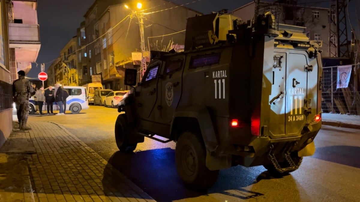 İstanbul’da kontrol noktasında polise ateş açtılar: Şahıslar gözaltına alındı