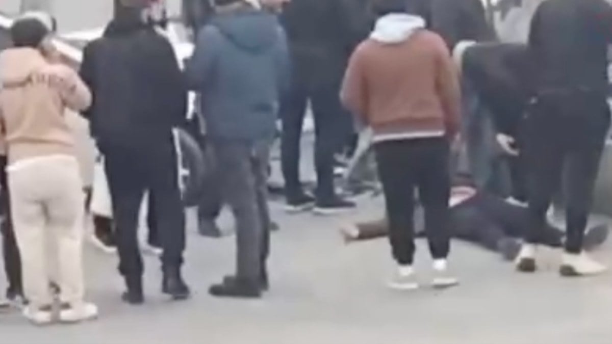 İstanbul’da korkunç kaza: Araç yayaların arasına daldı