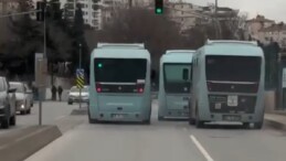 İstanbul’da yolcu minibüslerinin trafikte yarıştığı anlar kamerada