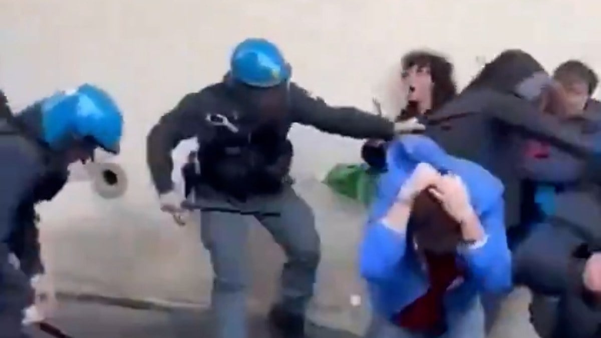 İtalyan polisinden Filistin destekçilerine coplu müdahale