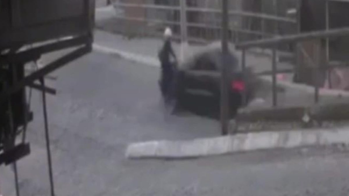 İzmir’de korkunç kaza: Motosiklet sürücüsü havaya uçtu