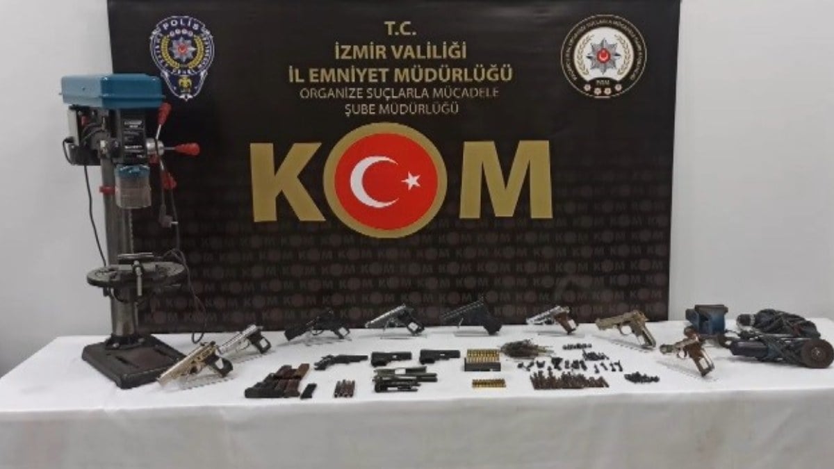 İzmir’de muhtar adayının evinden ve iş yerinden çıkanlar şoke etti