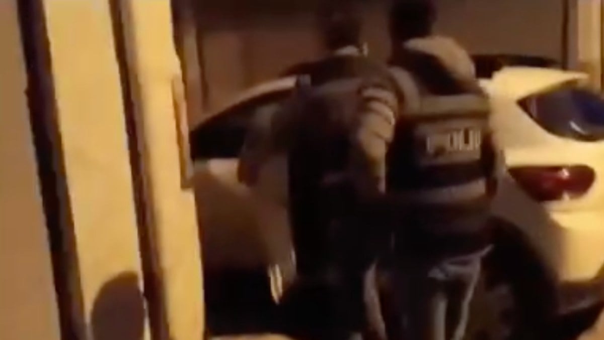 İzmir’de şafak operasyonu: 293 şüpheli yakalandı