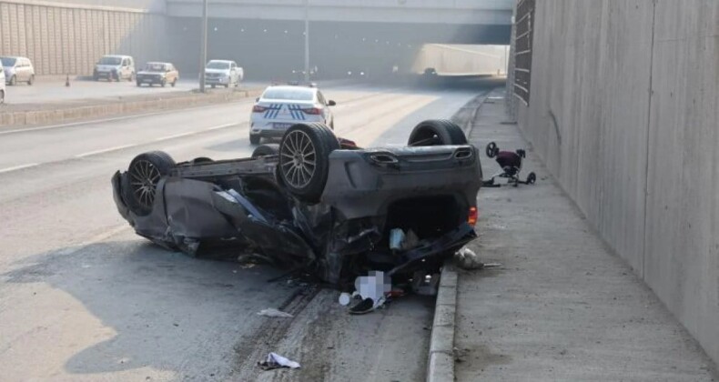 Kahramanmaraş’ta önce otomobile sonra aydınlatma direğine çarptı: 1 ölü, 1 yaralı