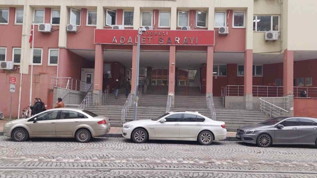 Kocaeli’de cezaevindeki müvekkiline uyuşturucu verdi: Avukata 15 yıl hapis