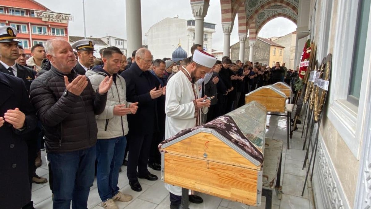 Kocaeli’de dedeyle torun aynı gün yaşamını yitirdi