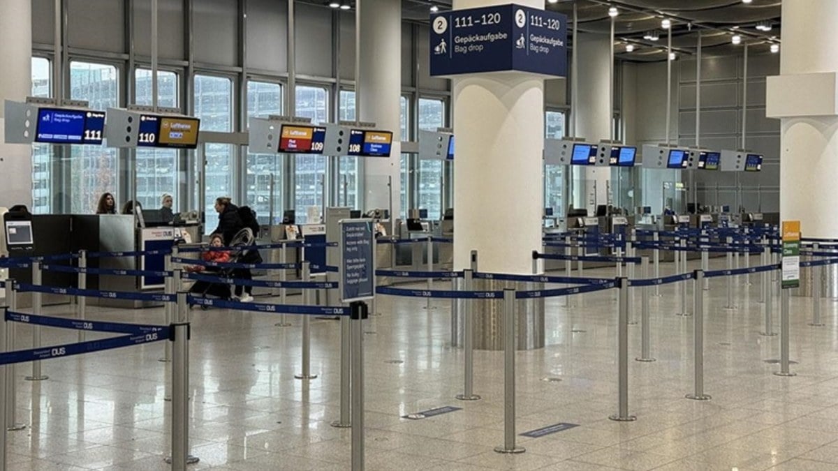 Lufthansa çalışanları iş bıraktı: Yüzlerce uçuş etkilenecek