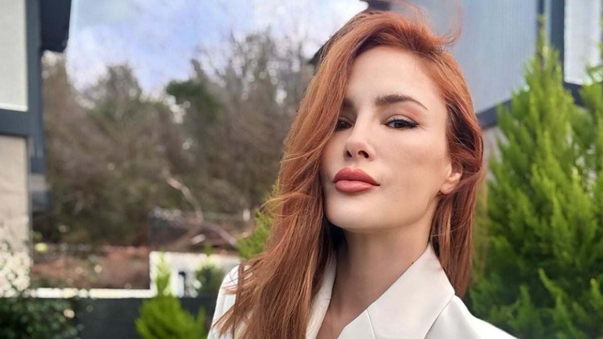 Mine Tugay ayna pozlarıyla mest etti! ‘Kim der ki 45 yaşında’