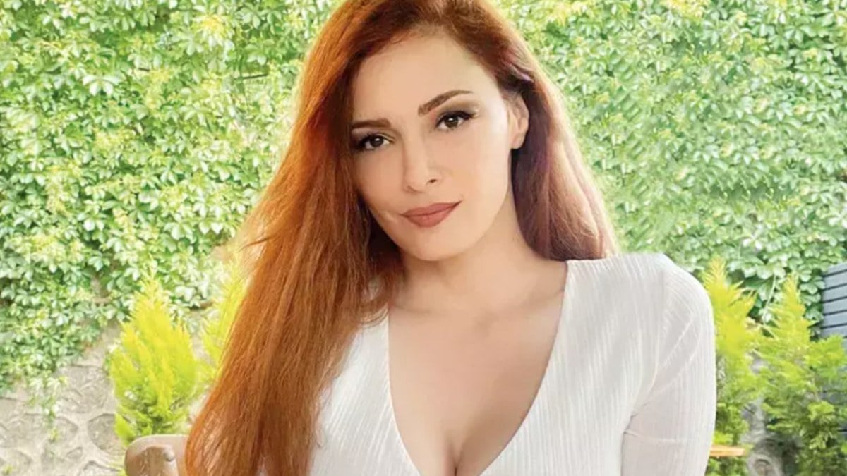 Mine Tugay havuz başında poz verdi! Takipçileri yorum yağmuruna tuttu…