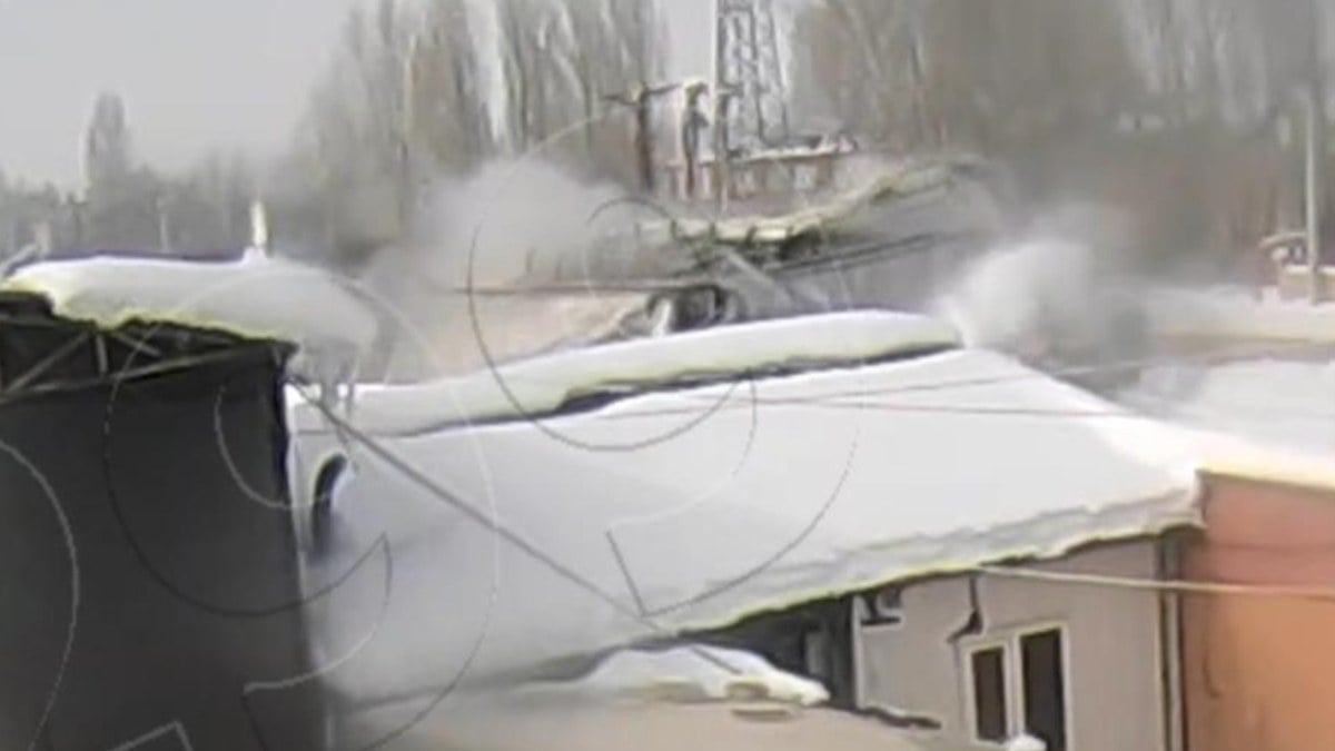 Muş’ta trenin hayvan yüklü tıra çarptığı anlara ait görüntüler ortaya çıktı