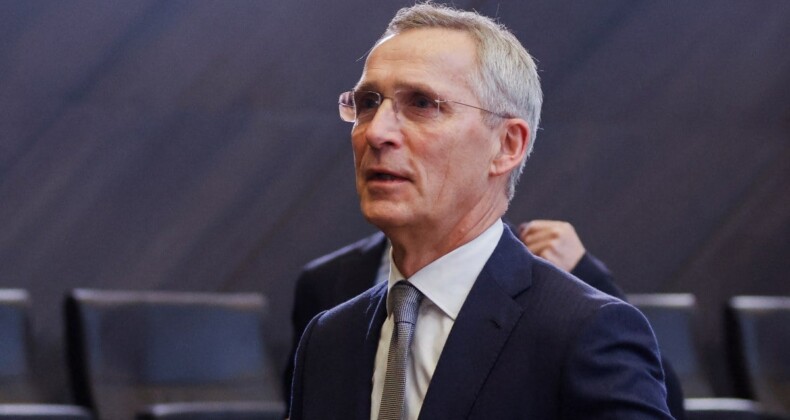 NATO Genel Sekreteri Stoltenberg: Gürcistan’ı tam üye görmek istiyoruz