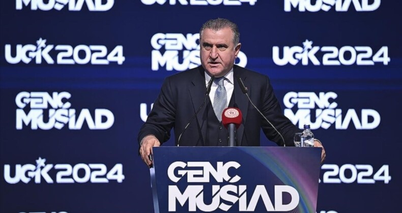 Osman Aşkın Bak: Gençlerimize, iş adamlarımıza, potansiyelimize güveniyoruz