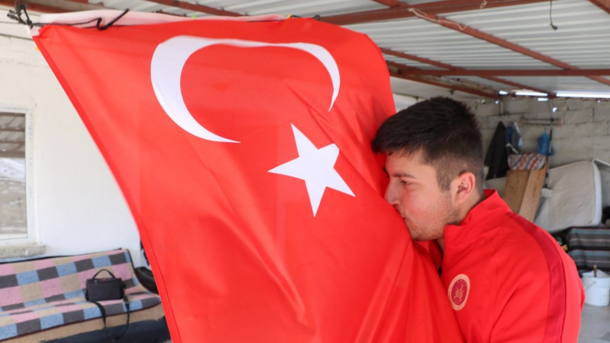 Pençe Kilit gazisi Kadir Yavuz: Vatanı bölmeye kimsenin gücü yetmeyecek