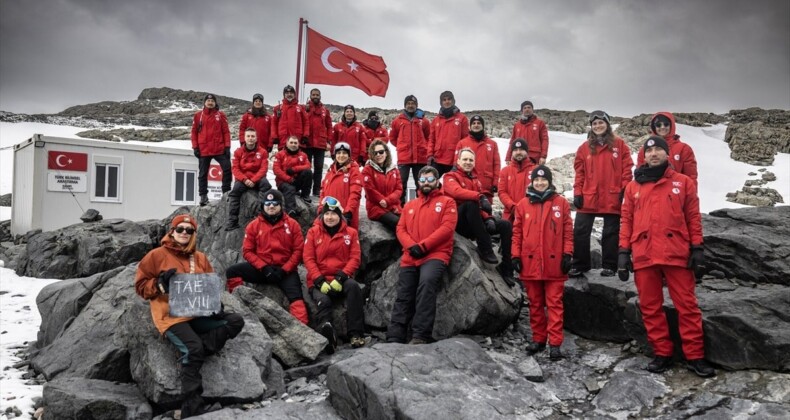 Türk bilim insanları, Antarktika’da dünyanın geleceği için 22 araştırma yaptı