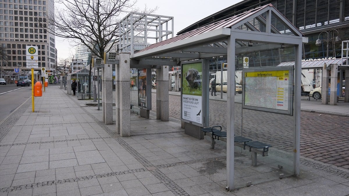 Yine grev: Almanya’da toplu taşıma çalışanları iş bıraktı