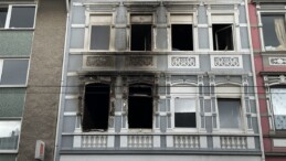 Almanya’da kundaklanan binadan kurtulan Türkler, panik anlarını anlattı