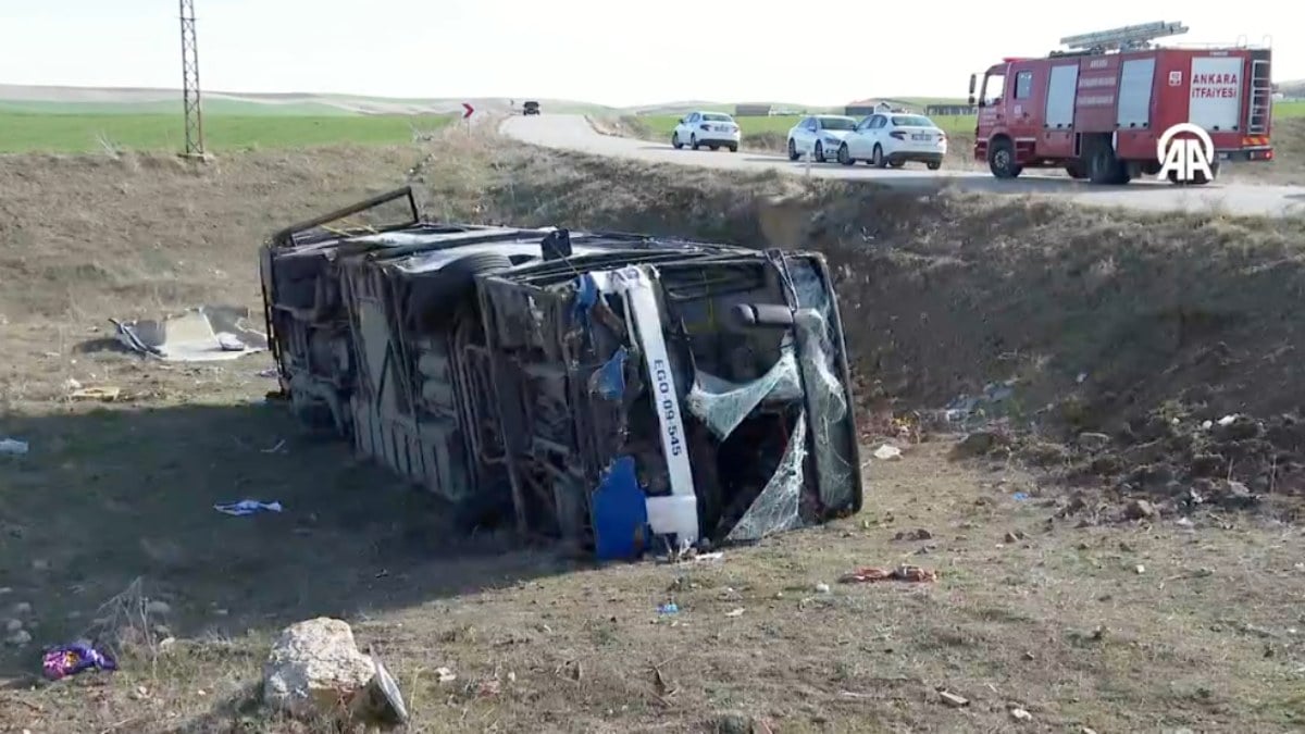 Ankara’da EGO otobüsü devrildi: 24 yaralı