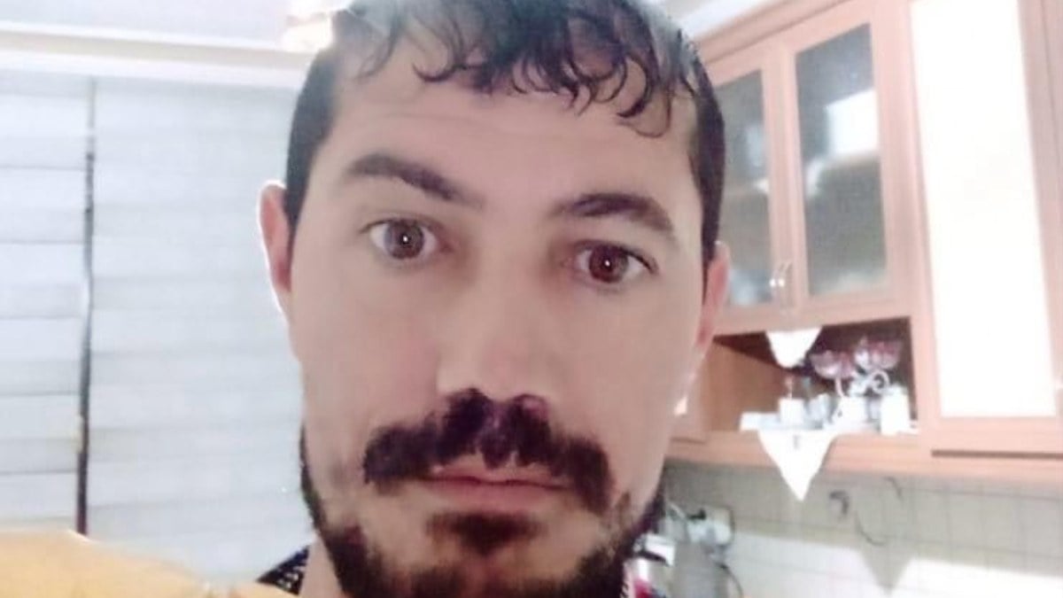 Ankara’da eşinin boğazını kesti: Oğlu ağır yaralandı