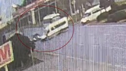 Antalya’da hafif ticari araçla minibüsün çarpıştığı kazada 7 kişi yaralandı