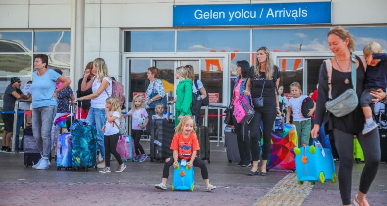 Antalyalı turizmciler: Bayram tatili 9 gün olsun