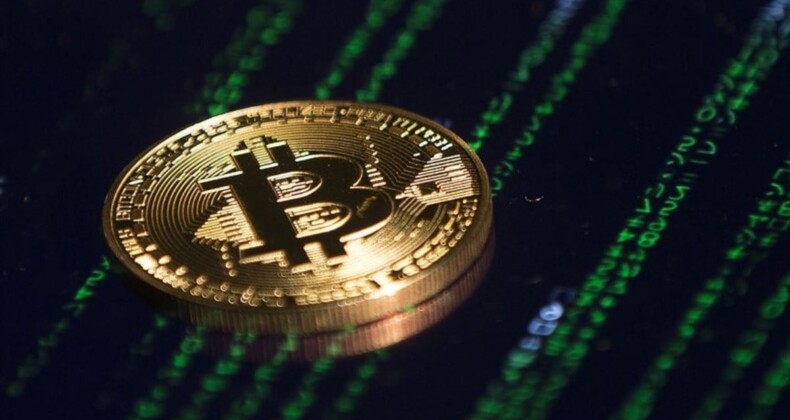 Bitcoin’de kritik seviye! Rekora yaklaştı: 64 bin doları geçti