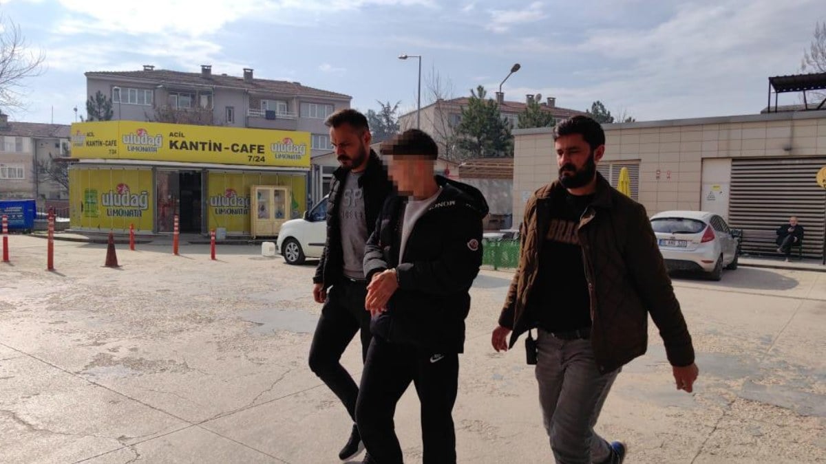 Bursa’da 3.5 milyon liralık aracı almak isterken dolandırıldı