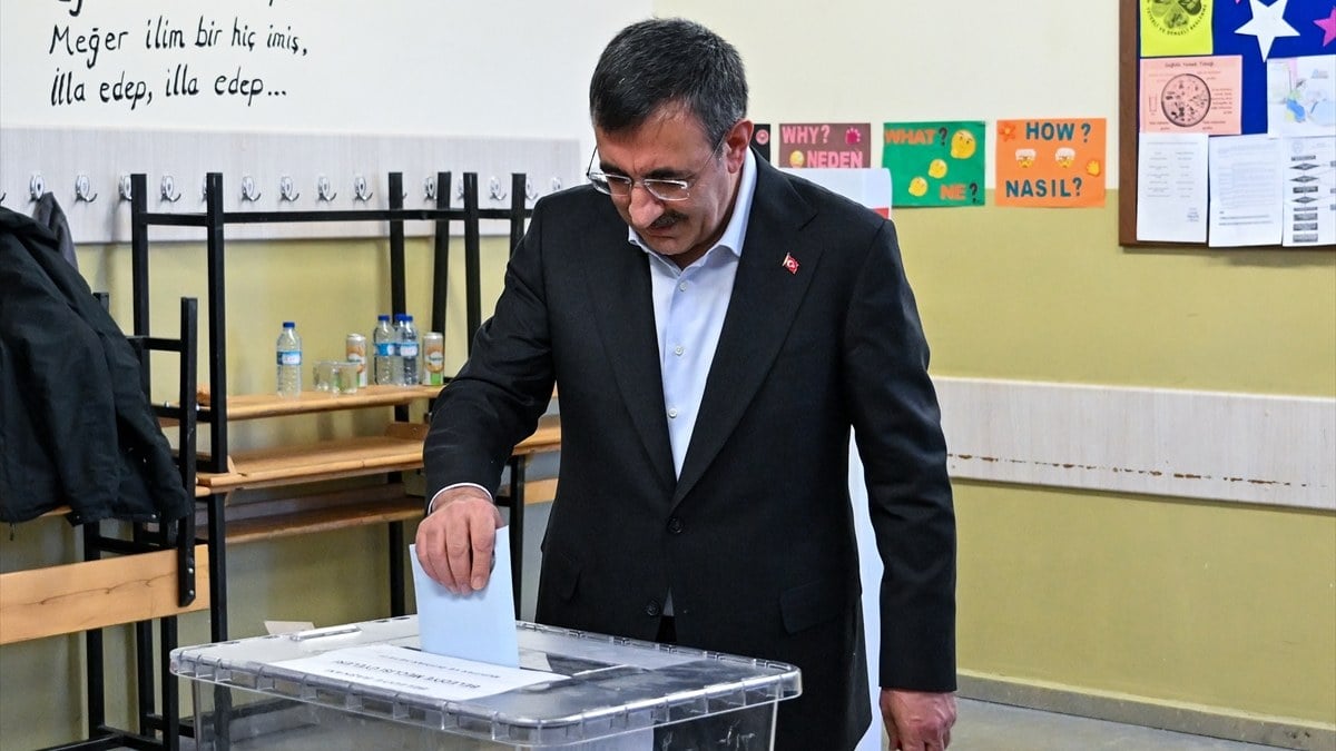 Cevdet Yılmaz: Tüm vatandaşlarımızı tekrar sandık başlarına davet ediyoruz