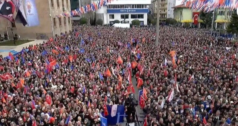 Cumhurbaşkanı Erdoğan’a Isparta’da coşkulu karşılama