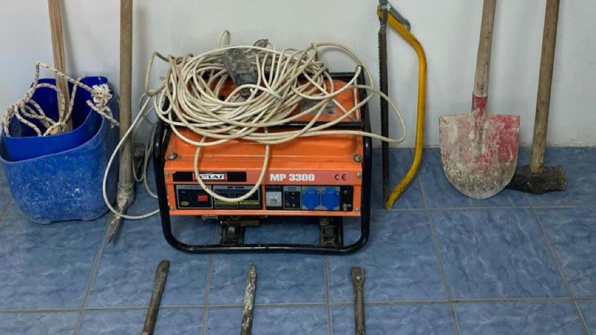 Denizli’de define avcıları kazdıkları 35 metrelik kuyuda suçüstü yakalandı