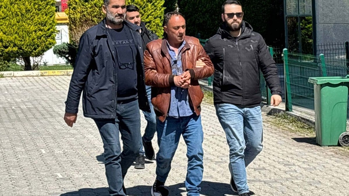 Denizli’de eşi ile eski çalışanını silahla yaralayan koca tutuklandı