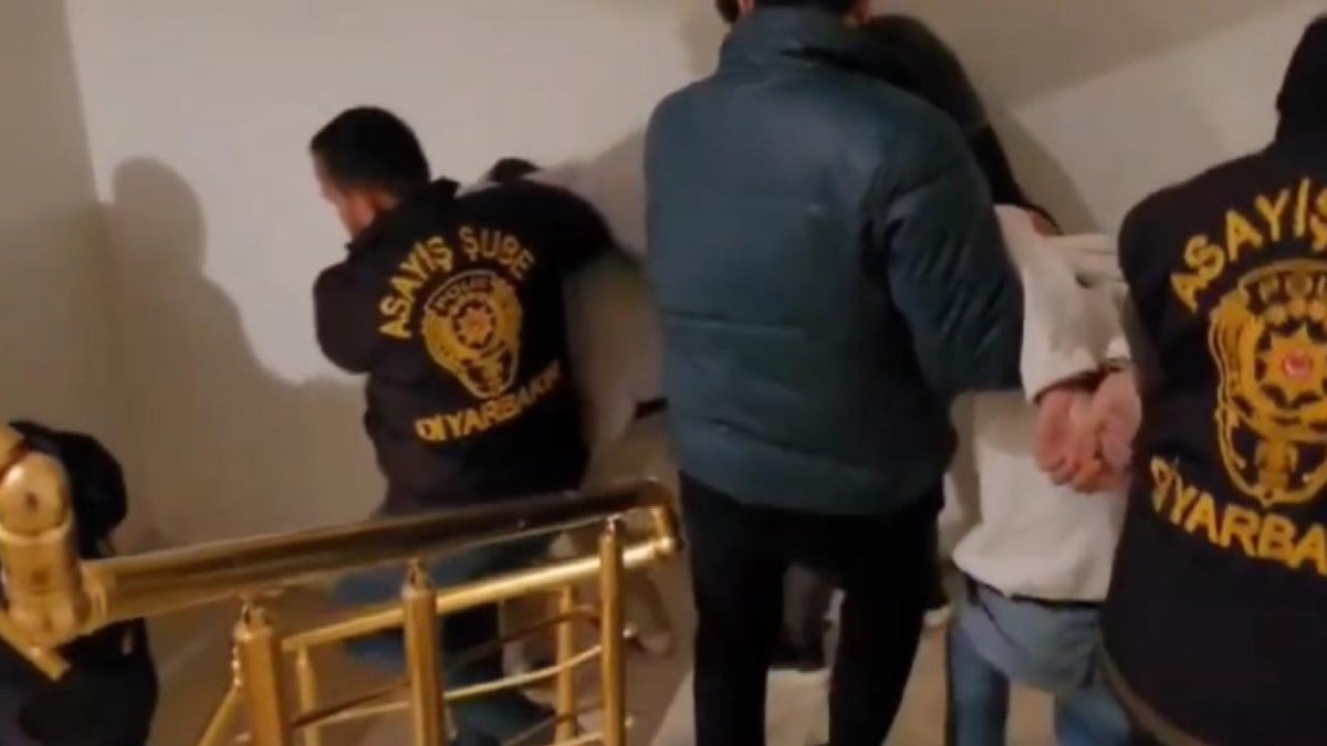Diyarbakır’da gasp çetesi çökertildi! 9 şahıs tutuklandı