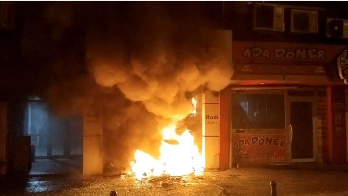 Edirne’de kundaklanan dükkan küle döndü