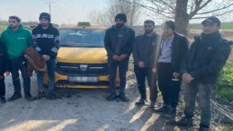 Edirne’de takside 9 kaçak göçmen yakalandı