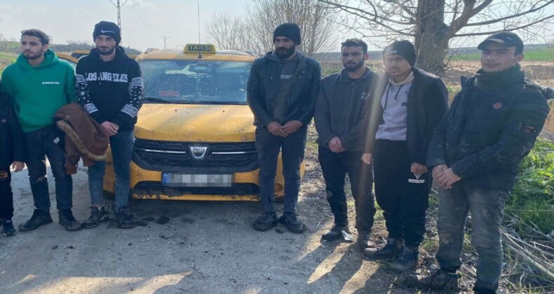 Edirne’de takside 9 kaçak göçmen yakalandı