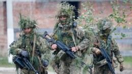 El Pais: NATO askerleri halihazırda Ukrayna’da bulunuyor